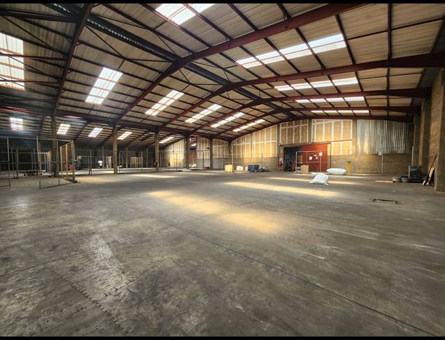8,000M² WAREHOUSE FOR SALE IN JUPITER